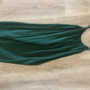 Beautiful emerald green dress by the GREAT